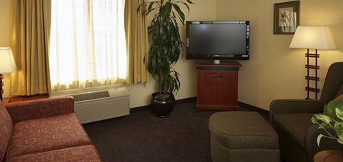 Hotel Larkspur Landing Extended 3*